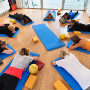 Cours collectif de Pilates et remise en forme à Beaufays, près de Liège – mobilité, renforcement et mouvement adapté avec Séverine.