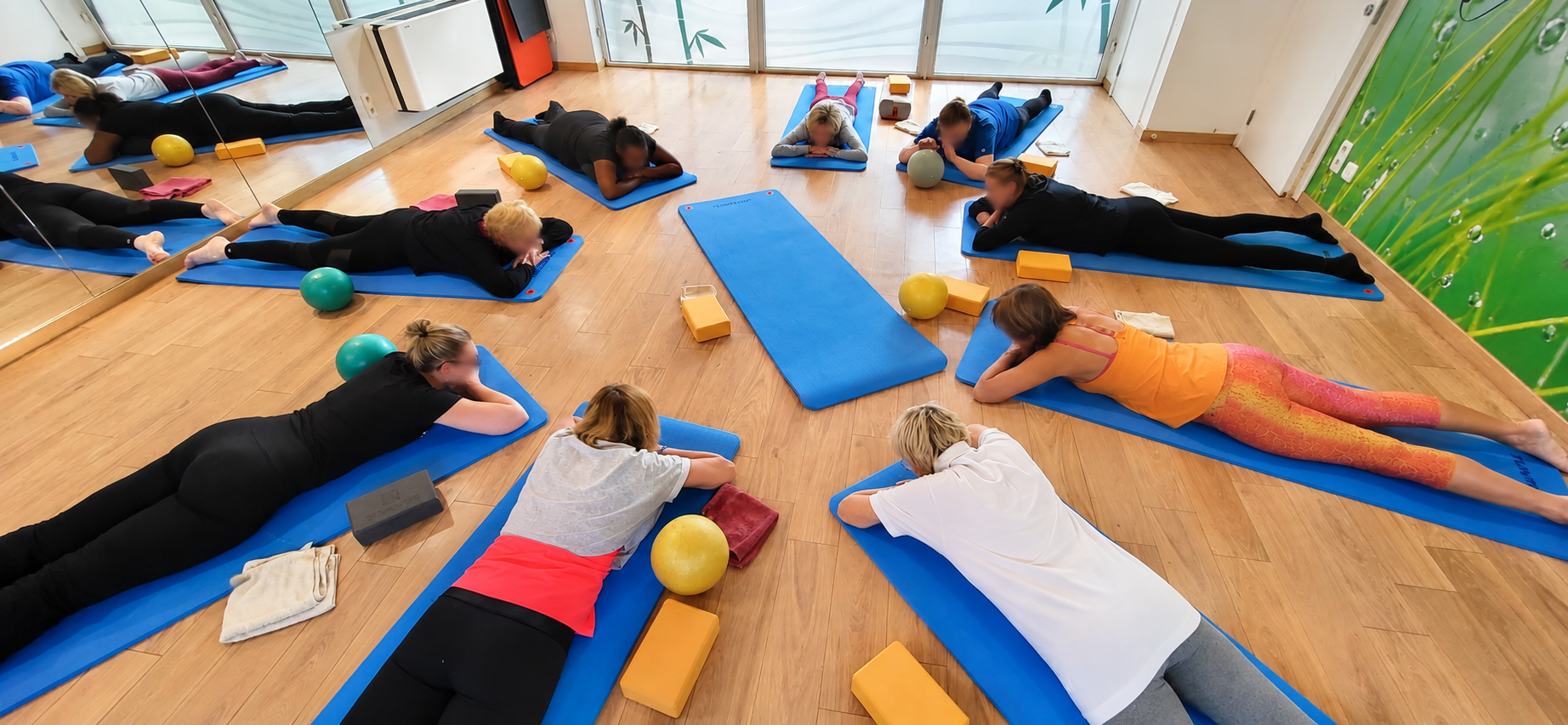 Cours collectif de Pilates et remise en forme à Beaufays, près de Liège – mobilité, renforcement et mouvement adapté avec Séverine.